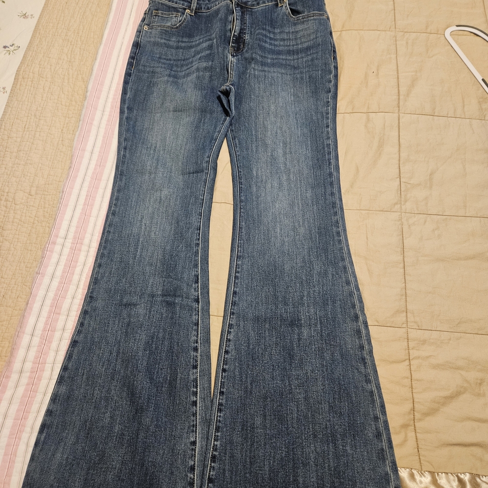 Commense Denim Flare Jeans
